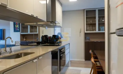 Apartamento Mobiliado à venda em Condomínio no Batel | Curitiba