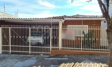 Casa para Venda em Presidente Prudente, Jardim Aviação, 3 dormitórios, 1 suíte, 2 banheiros, 2 vagas