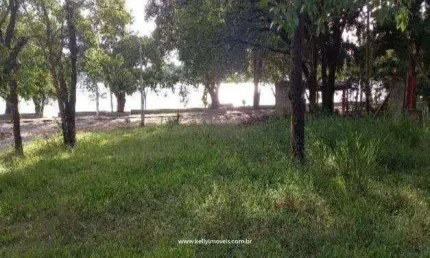 Vende-se terreno em ótima localização na represa de Martinópolis
