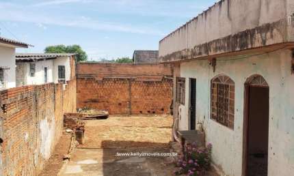 Casa para Venda em Presidente Prudente, Parque Alvorada, 2 dormitórios, 1 banheiro, 2 vagas