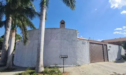 Casa para Venda em Presidente Prudente, Residencial Itapuã, 3 dormitórios, 1 suíte, 2 banheiros, 2 vagas