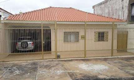 Casa para Venda em Presidente Prudente, Jardim Nova Planaltina, 2 dormitórios, 1 suíte, 2 banheiros, 3 vagas