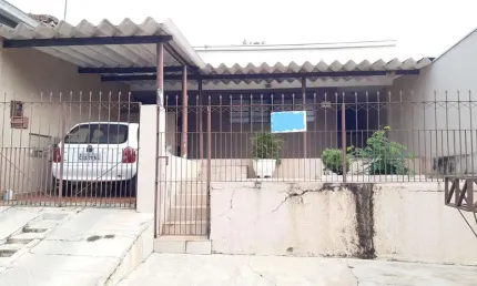Casa para Venda em Presidente Prudente, Vila Furquim, 2 dormitórios, 2 banheiros, 1 vaga