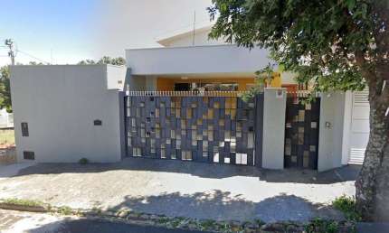 Casa para Venda em Presidente Prudente, Parque São Judas Tadeu, 3 dormitórios, 1 suíte, 3 banheiros, 2 vagas