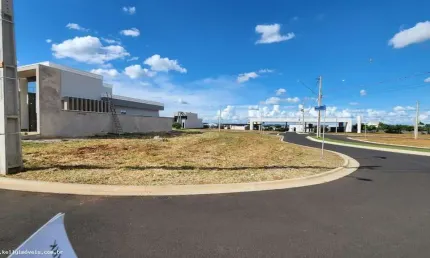 Terreno em Condomínio para Venda em Presidente Prudente, Condomínio Royal Park