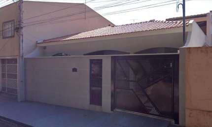 Casa para Venda em Presidente Prudente, Jardim Jequitibá, 3 dormitórios, 1 banheiro, 2 vagas