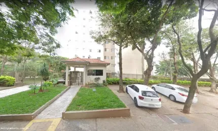Apartamento para Venda em Presidente Prudente, Edifício Arapongas, 3 dormitórios, 1 suíte, 2 banheiros