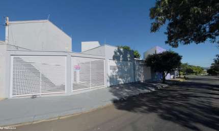 Casa para Venda em Presidente Prudente, Parque Shiraiwa, 3 dormitórios, 1 suíte, 2 banheiros, 2 vagas
