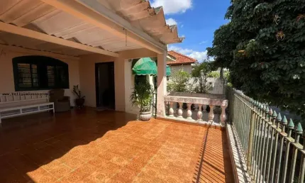 Casa para Venda em Presidente Prudente, Vila Rosa, 3 dormitórios, 1 suíte, 3 banheiros, 2 vagas