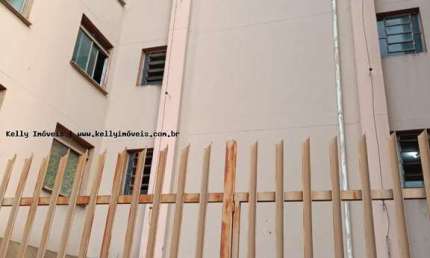 Apartamento para Venda em Presidente Prudente, Jardim Itatiaia, 2 dormitórios, 1 banheiro, 1 vaga