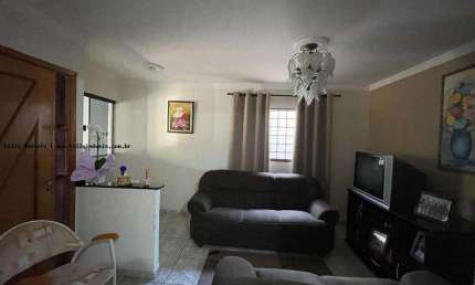 Casa para Venda em Presidente Prudente, Residencial Maré Mansa, 2 dormitórios, 1 suíte, 3 banheiros, 2 vagas