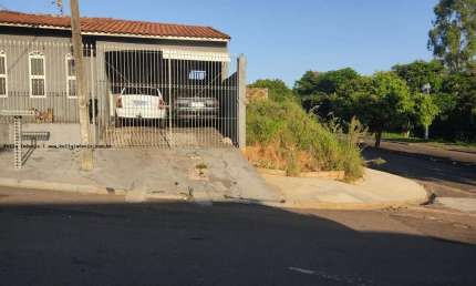 Casa para Venda em Presidente Prudente, Conjunto Habitacional Ana Jacinta, 2 dormitórios, 1 banheiro, 2 vagas
