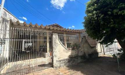 Casa para Venda em Presidente Prudente, Parque São Judas Tadeu, 2 dormitórios, 1 banheiro, 2 vagas