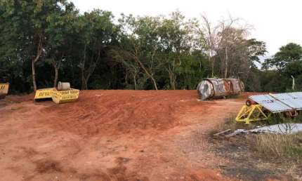 Terreno Comercial para Venda em Álvares Machado, Centro