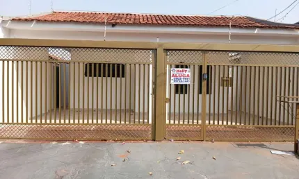 Casa para Locação em Presidente Prudente, Cidade Universitária, 3 dormitórios, 1 suíte, 2 banheiros, 2 vagas