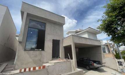 Casa em Condomínio para Venda em Presidente Prudente, Jardim Das Rosas, 3 dormitórios, 3 suítes, 4 banheiros, 2 vagas