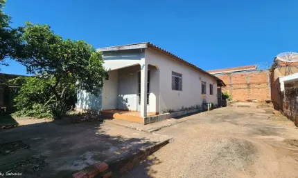 Casa para Venda em Presidente Prudente, Jardim Itapura II, 3 dormitórios, 1 banheiro, 5 vagas