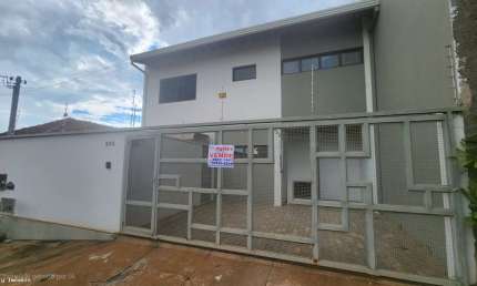 Casa para Venda em Presidente Prudente, Jardim Aviação, 3 dormitórios, 1 suíte, 4 banheiros, 2 vagas
