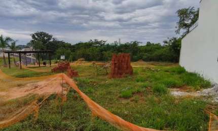 Terreno em Condomínio para Venda em Presidente Prudente, Condomínio Damha IV