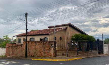 Casa para Venda em Presidente Prudente, Jardim Planalto, 3 dormitórios, 1 suíte, 3 banheiros, 2 vagas