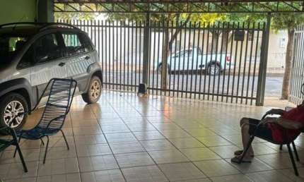 Casa para Venda em Martinópolis, Vila Alegrete, 3 dormitórios, 1 suíte, 2 banheiros, 3 vagas