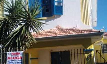 Casa para Locação em Presidente Prudente, Bosque, 2 dormitórios, 1 banheiro, 2 vagas