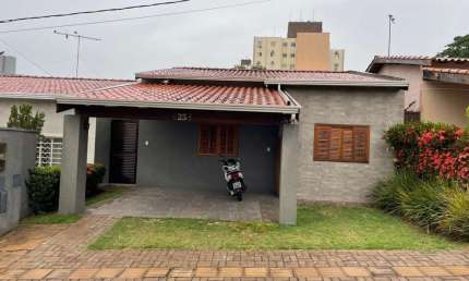 Casa em Condomínio para Locação em Presidente Prudente, Residencial São Marcos, 2 dormitórios, 2 suítes, 3 banheiros, 1 vaga