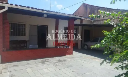 Casa com 2 quartos à venda na Avenida Flacides Ferreira, 1066, Balneário Gaivota, Itanhaém