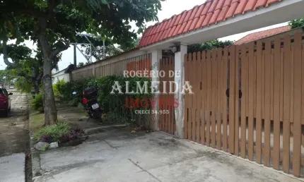 Casa com 5 quartos à venda na Avenida Flacides Ferreira, 1066, Balneário Gaivota, Itanhaém