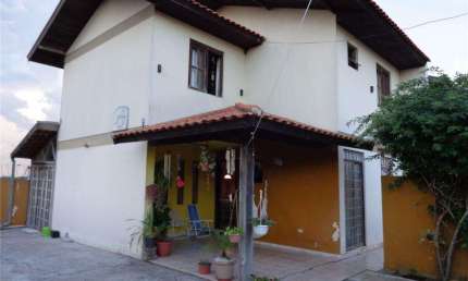 Casa com 3 quartos à venda na Rua José Gava, 141, Pilarzinho, Curitiba