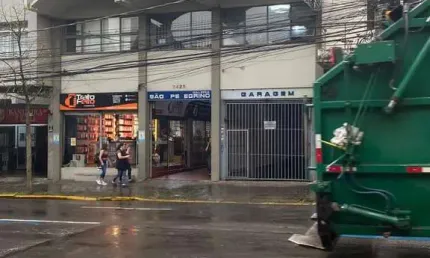Ponto comercial para alugar no São Pelegrino, Caxias do Sul  por R$ 2.300