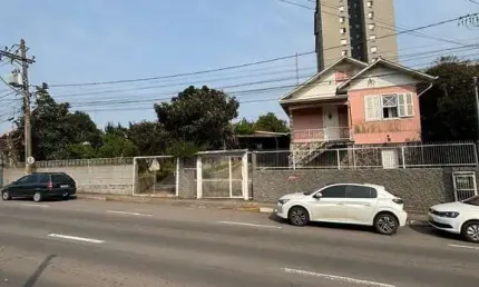 Terreno à venda na Nossa Senhora de Lourdes, Caxias do Sul  por R$ 2.120.000