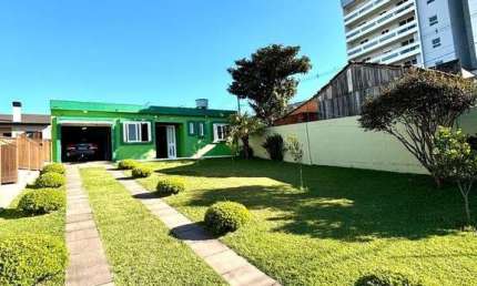 Casa com 2 quartos à venda no Salgado Filho, Caxias do Sul  por R$ 650.000
