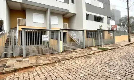 Casa com 3 quartos à venda na colina sorriso, caxias do sul  por r$ 570.000