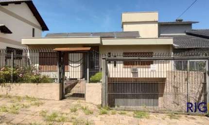 Casa com 4 quartos à venda no Petrópolis, Caxias do Sul  por R$ 1.680.000