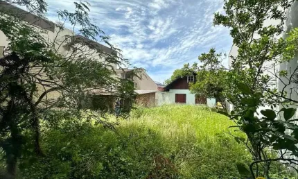 Terreno à venda no Petrópolis, Caxias do Sul  por R$ 560.000