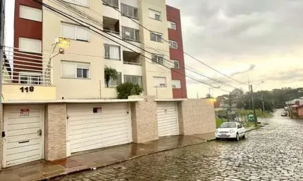 Apartamento com 2 quartos à venda no Madureira, Caxias do Sul  por R$ 240.000