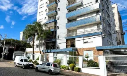 Apartamento com 3 quartos à venda no Centro, Caxias do Sul  por R$ 500.000