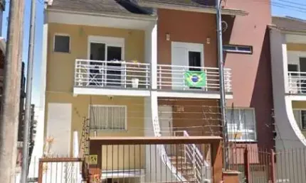 Casa com 2 quartos à venda na Nossa Senhora da Saúde, Caxias do Sul  por R$ 488.000