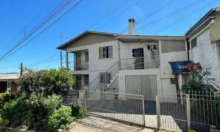 Casa com 3 quartos à venda no Industrial, Farroupilha  por R$ 340.000