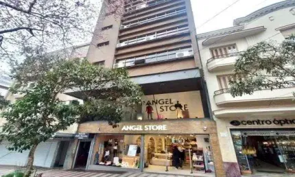 Sala comercial para alugar no Centro, Caxias do Sul  por R$ 900