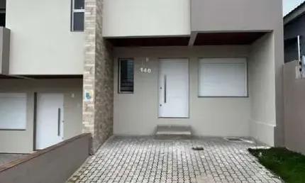 Casa com 3 quartos à venda na Nossa Senhora das Graças, Caxias do Sul  por R$ 610.000
