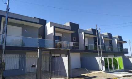 Casa com 3 quartos à venda na Nossa Senhora das Graças, Caxias do Sul  por R$ 385.000