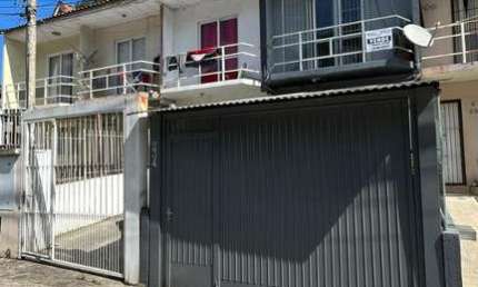Casa com 2 quartos à venda no Charqueadas, Caxias do Sul  por R$ 280.000