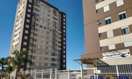 Apartamento com 2 quartos à venda no De Lazzer, Caxias do Sul  por R$ 245.000