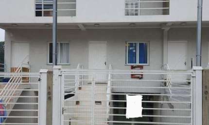 Casa com 2 quartos à venda no Charqueadas, Caxias do Sul  por R$ 380.000