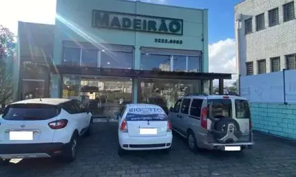 Barracão / Galpão / Depósito à venda no Cristo Redentor, Caxias do Sul  por R$ 3.100.000