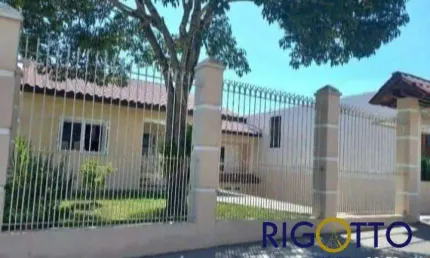Casa com 3 quartos à venda no Santa Fé, Caxias do Sul  por R$ 600.000