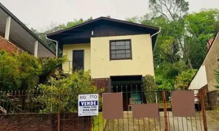 Casa com 2 quartos à venda no São Cristóvão, Caxias do Sul  por R$ 350.000