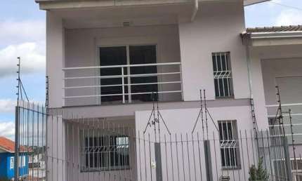 Casa com 2 quartos à venda no São Luiz, Caxias do Sul  por R$ 477.000